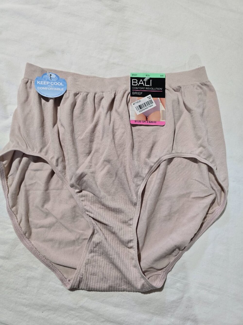 Bali Comfort Revolution Rosewood Seamless Brief Panties Size 8/9 NWT Neutral NEW